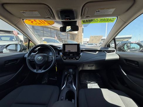 Used 2025 Toyota Corolla LE FWD image 20