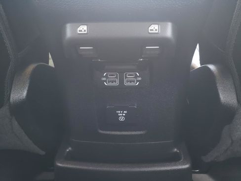 Used 2021 Jeep Wrangler Unlimited Sahara AWD/4WD image 13