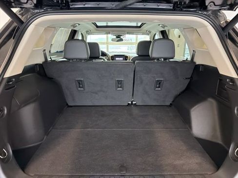 Used 2023 GMC Terrain Denali w/ Denali Premium Package image 20