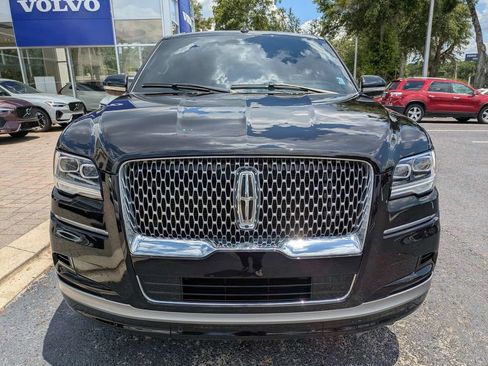 Used 2024 Lincoln Navigator Reserve AWD/4WD image 9