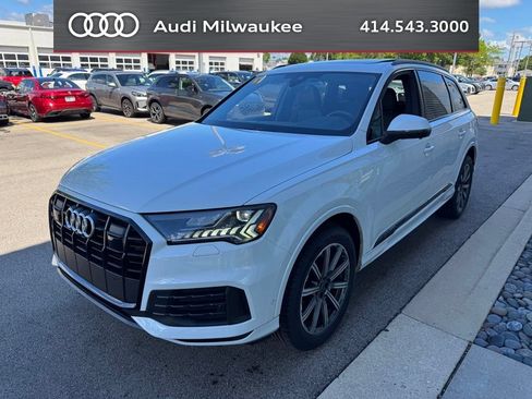 Used 2023 Audi Q7 2.0T Premium Plus w/ Premium Plus Package AWD/4WD image 7