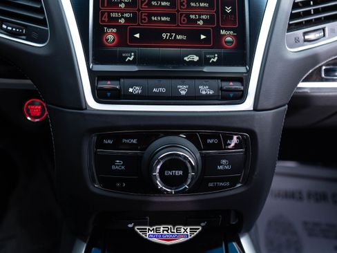 Used 2018 Acura RLX w/ Technology Package image 34