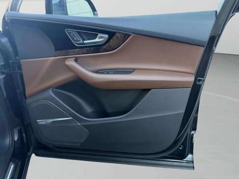 Used 2018 Audi Q7 3.0T Premium Plus w/ Premium Plus Package image 21