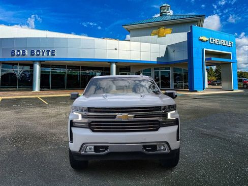 Used 2021 Chevrolet Silverado 1500 High Country AWD/4WD image 12