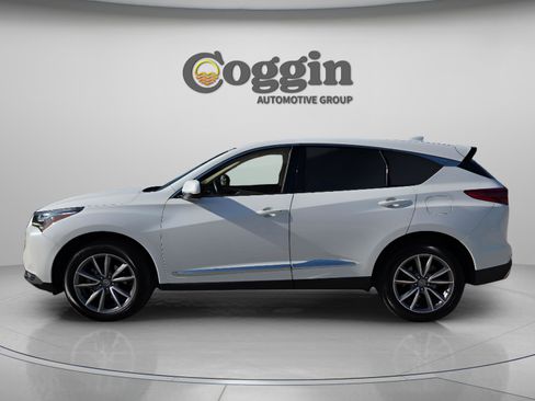 Used 2023 Acura RDX FWD w/ Technology Package image 2