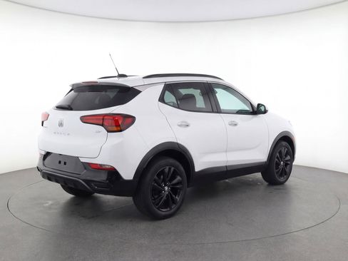 Used 2024 Buick Encore GX Sport Touring FWD image 9