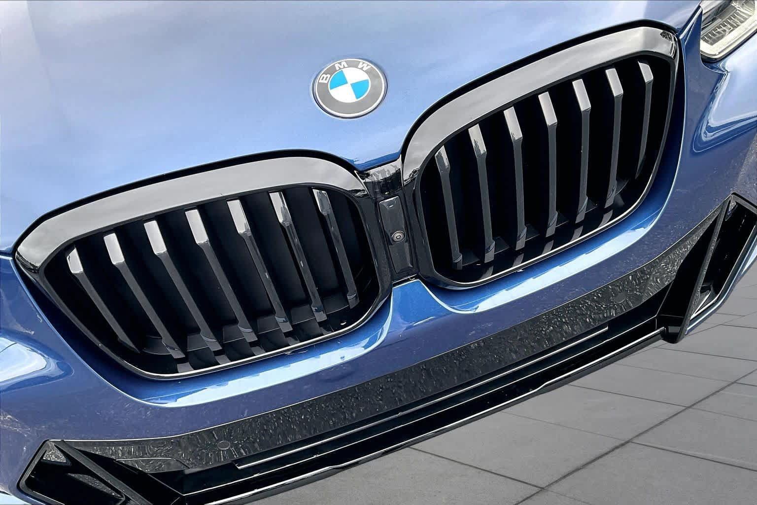 Used 2024 BMW X3 sDrive30i w/ Premium Package RWD image 30