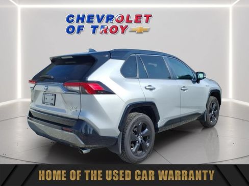 Used 2019 Toyota RAV4 XSE AWD/4WD image 9