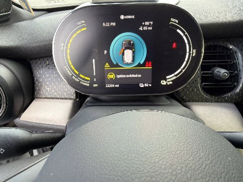 Used 2022 MINI Cooper SE FWD image 21