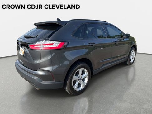 Used 2020 Ford Edge SE FWD image 5