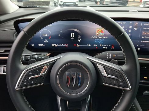 Certified 2025 Buick Envision Sport Touring image 20