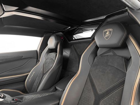 Used 2022 Lamborghini Aventador LP 780-4 Ultimae image 13