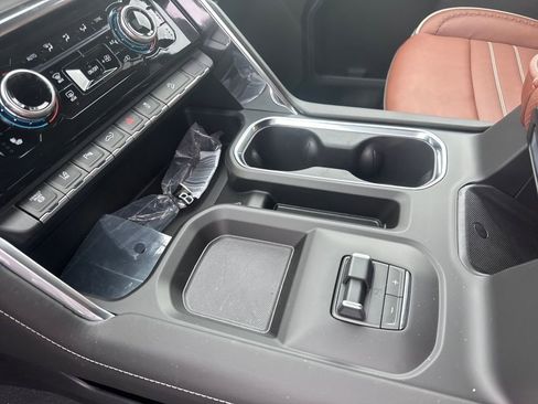 New 2026 GMC Sierra 2500 Denali Ultimate image 10