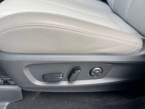Certified 2026 INFINITI QX60 Luxe w/ Cargo Package FWD image 10