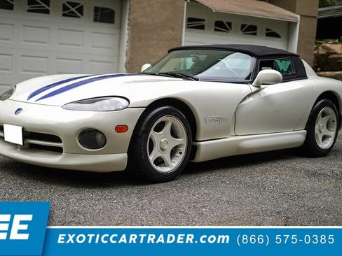 Used 1996 Dodge Viper RT/10 RWD image 1