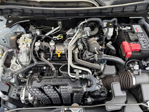 Used 2025 Nissan Altima 2.5 SR FWD image 32