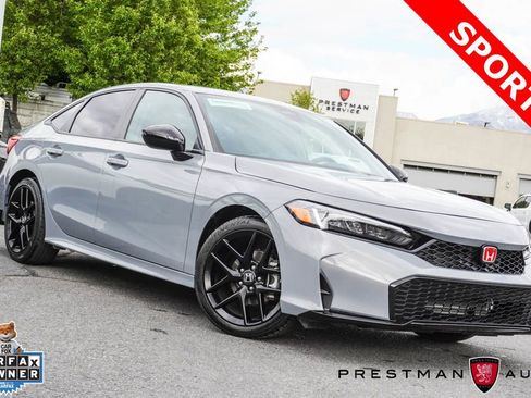 Used 2025 Honda Civic Sport image 1