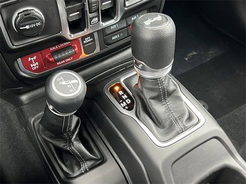 New 2025 Jeep Wrangler Willys image 27