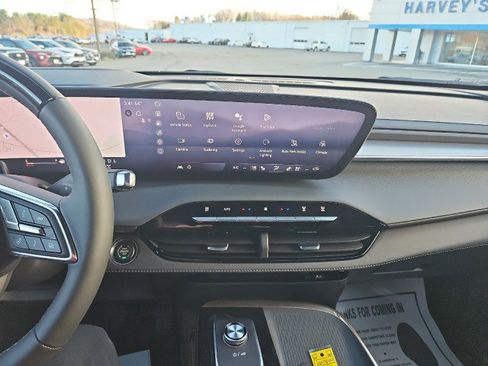 New 2026 Buick Enclave Avenir image 12