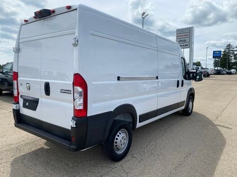 Used 2023 RAM ProMaster 2500 FWD image 5