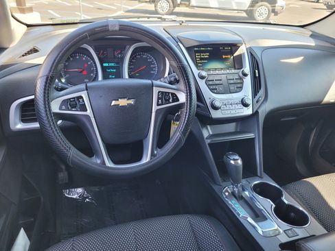 Used 2016 Chevrolet Equinox LT FWD image 17