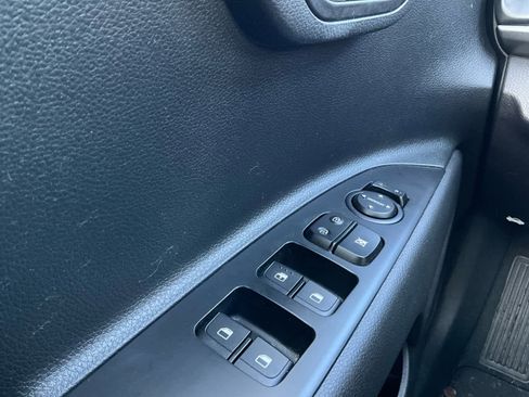 Used 2023 Kia Rio S image 23