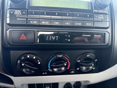 Used 2012 Toyota Tacoma 4x4 Regular Cab image 15