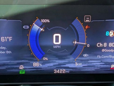 Used 2025 Chevrolet Equinox EV RS w/ Convenience Package II image 11