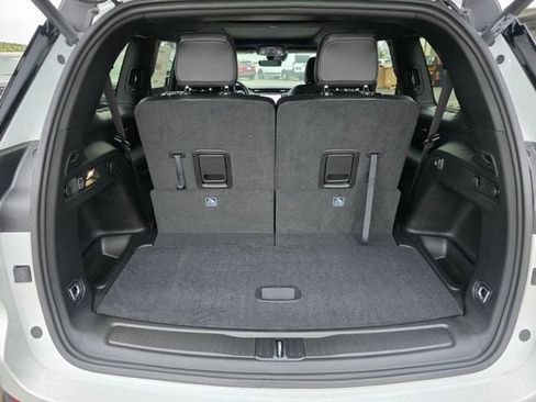 New 2025 Jeep Grand Cherokee L Limited w/ Trailer Tow Package image 22