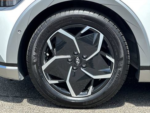 Used 2024 Hyundai Ioniq 5 Limited RWD image 34