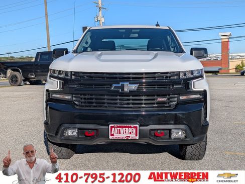 Used 2021 Chevrolet Silverado 1500 LT Trail Boss w/ Bed Protection Package image 8