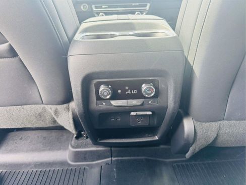 Used 2024 Chevrolet Traverse RS w/ LPO, Floor Liner Package image 41