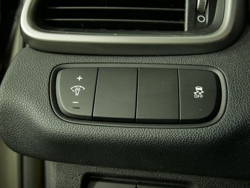 Certified 2017 Kia Sorento LX w/ LX Convenience Package image 19