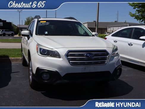 Used 2015 Subaru Outback 2.5i Premium image 3