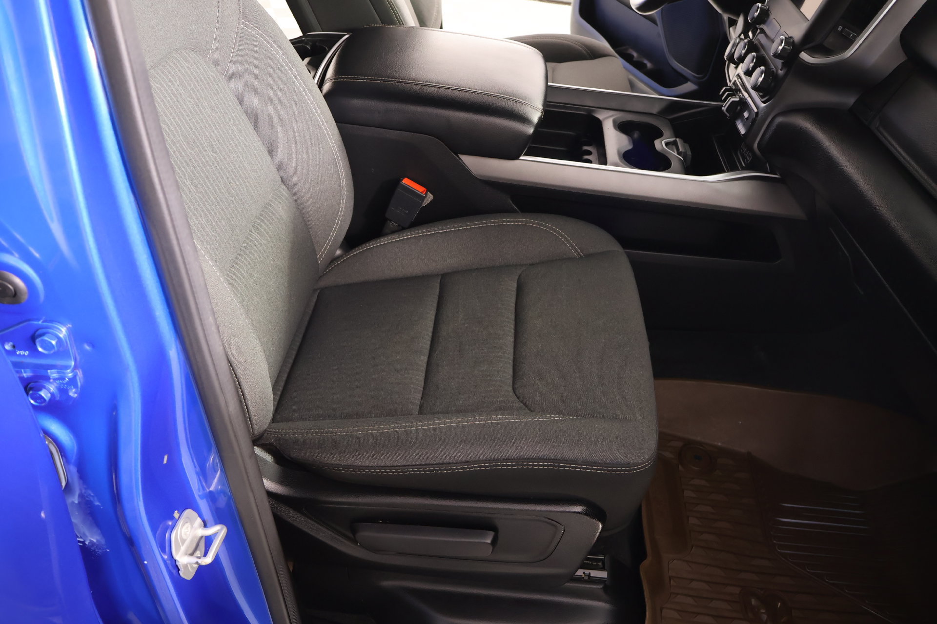 Used 2021 RAM 1500 2WD Crew Cab image 12