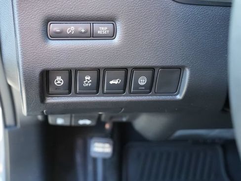 Used 2024 Nissan Murano SL AWD/4WD image 23