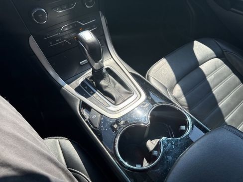 Used 2018 Ford Edge SEL w/ Equipment Group 201A image 10