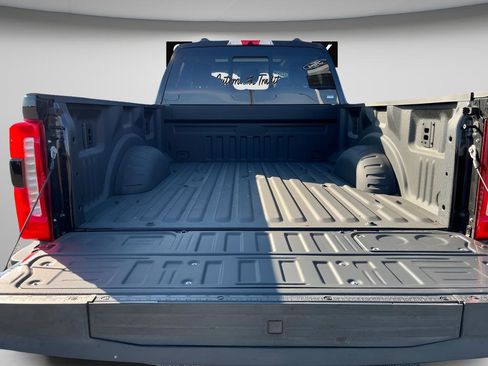 New 2025 Ford F350 Lariat w/ Lariat Ultimate Package image 9