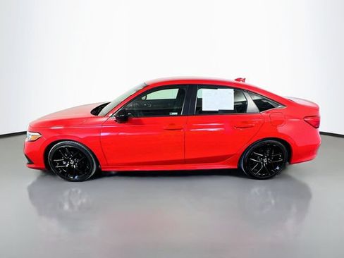 Used 2023 Honda Civic Sport image 5