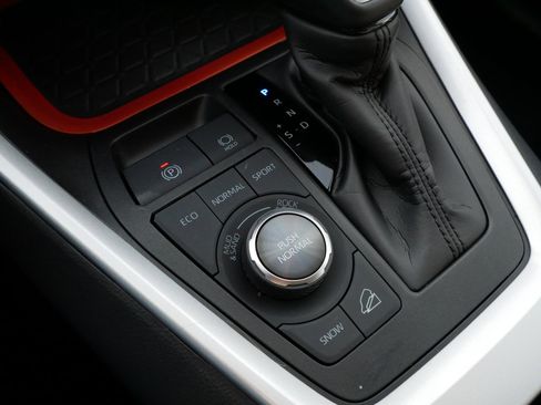 Certified 2024 Toyota RAV4 Adventure image 27