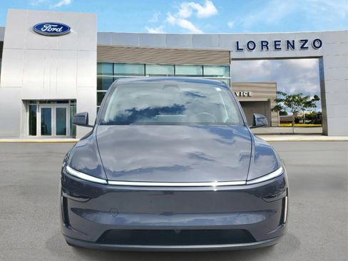 Used 2026 Tesla Model Y Long Range image 2