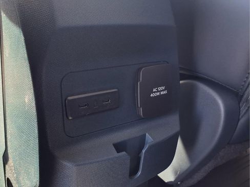 New 2026 Ford Maverick Lariat image 21