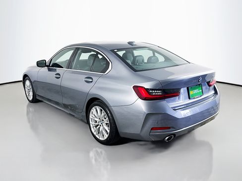 Used 2024 BMW 330i Sedan w/ Convenience Package RWD image 7