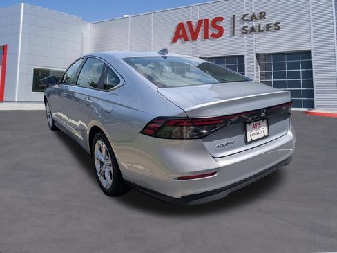 Used 2025 Honda Accord LX image 9