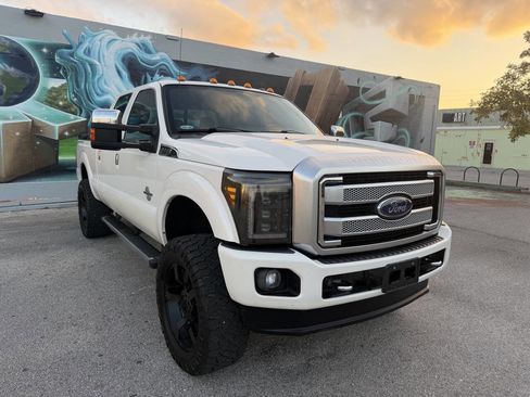 Used 2015 Ford F350 Platinum w/ Platinum Package image 7