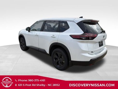 New 2026 Nissan Rogue SV image 8