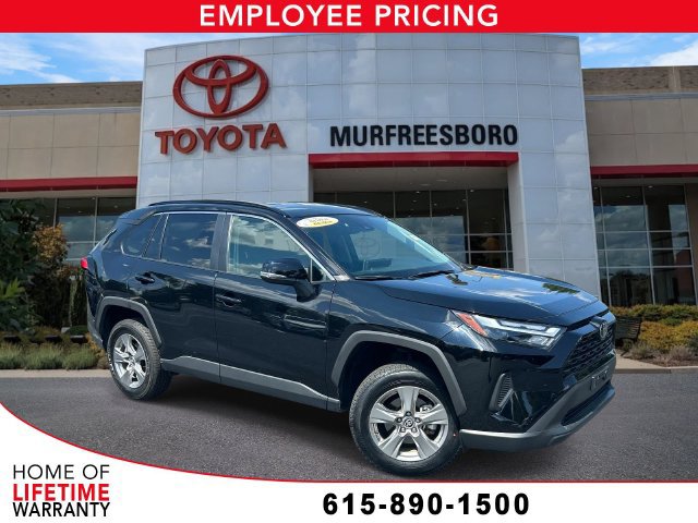 Used 2025 Toyota RAV4 XLE AWD/4WD image 1