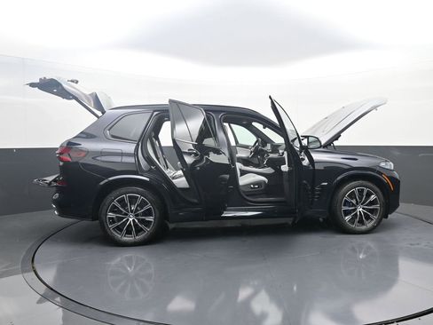 New 2026 BMW X5 M60i AWD/4WD image 55