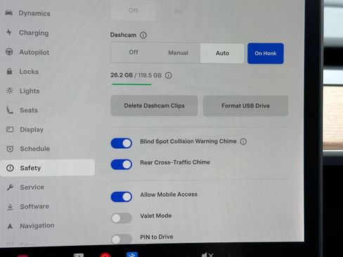 Used 2022 Tesla Model 3 Performance AWD/4WD image 23