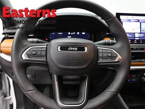 Used 2024 Jeep Compass Limited w/ Elite Group AWD/4WD image 10
